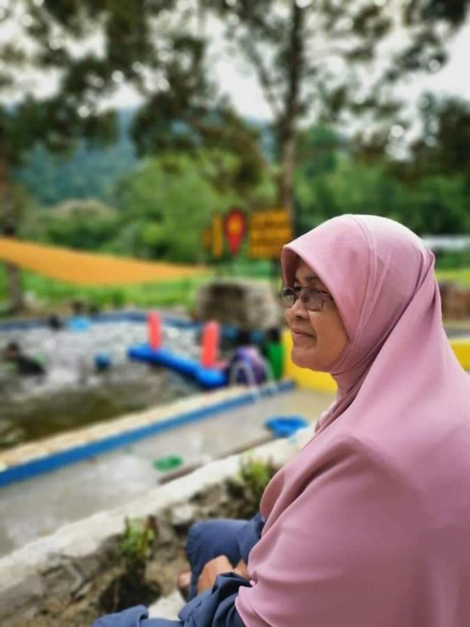 Lopoh Waterfront Budget Chalets Hulu Langat Exterior photo