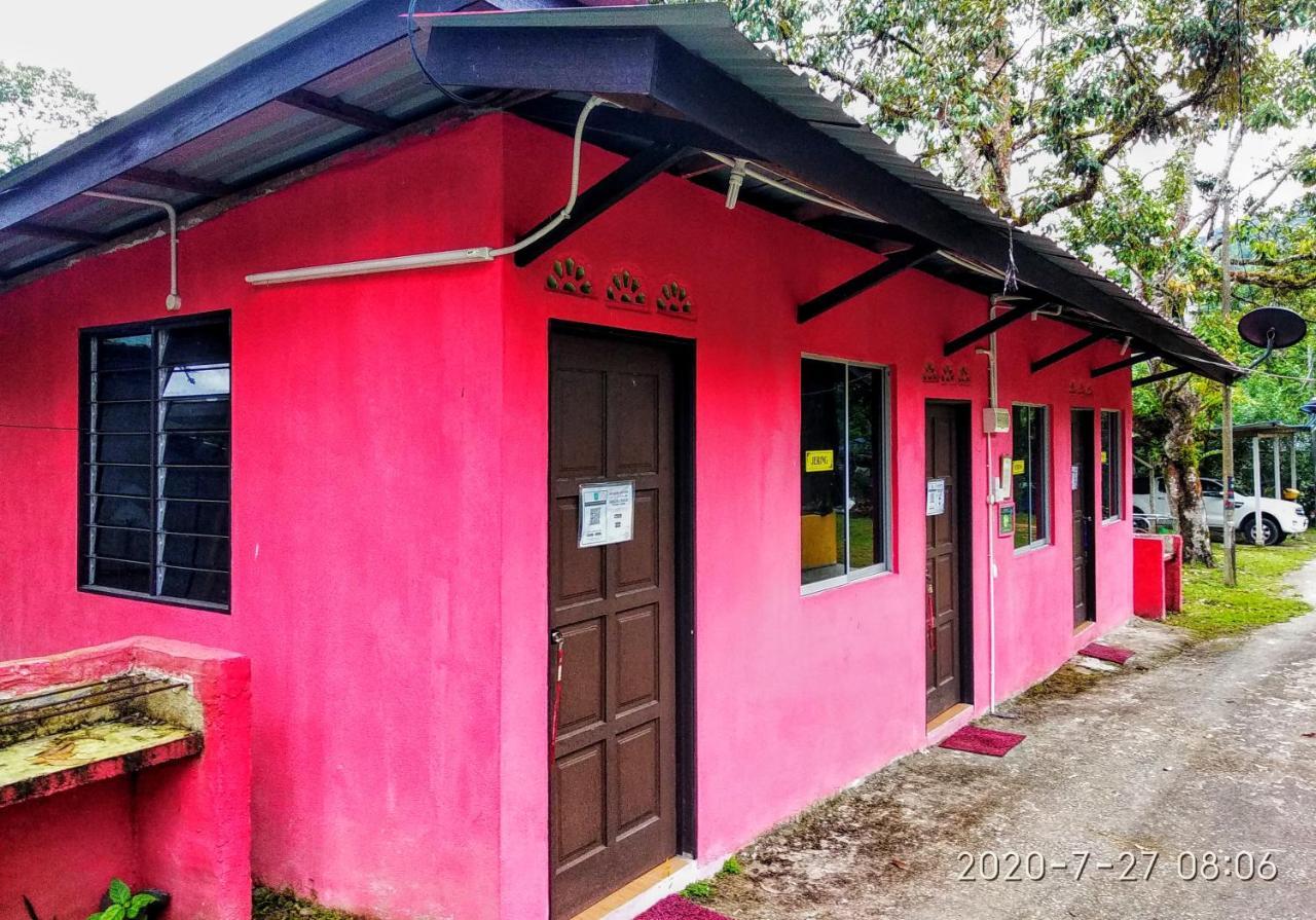 Lopoh Waterfront Budget Chalets Hulu Langat Exterior photo